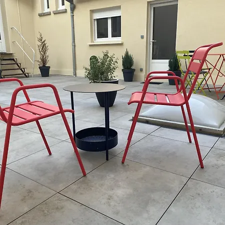 Marianne 8 アパート *